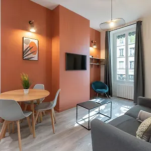 appart-t2-voltaire-chambre-separee-part-dieu.hotels-rhonealpes.com/
